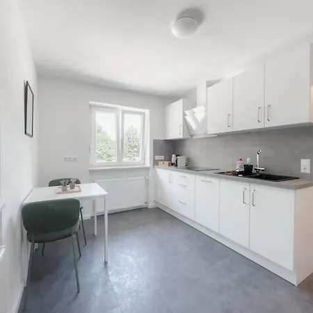 Skyrise In - Zentral & Modern Apartman