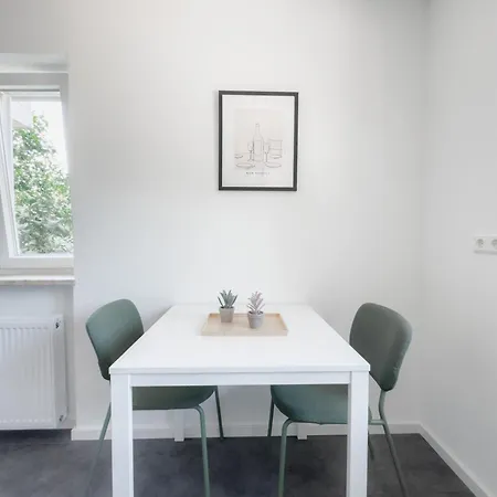 Skyrise In - Zentral & Modern Appartement *