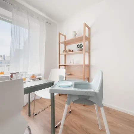 アパート Skyrise In *