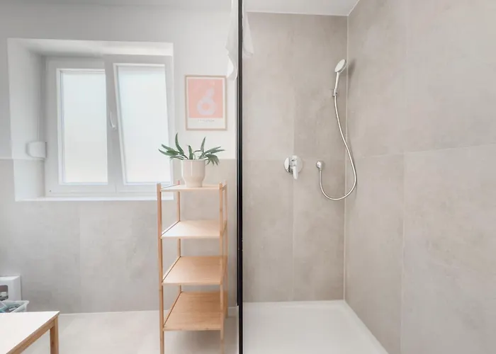 Skyrise In - Zentral & Modern